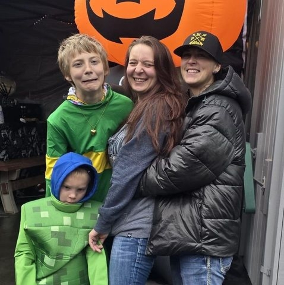 Meet your Posher, Amber